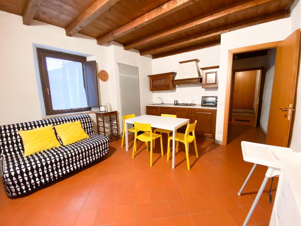 Casa Vacanze Di Arlecchino San Giovanni Bianco Exterior foto